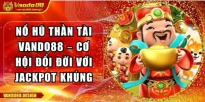 Nổ hũ thần tài từ lâu đã trở thành siêu phẩm được cộng đồng anh em săn đón. Với tỷ lệ trả thưởng cao, cơ hội giành Jackpot bất ngờ và tính giải trí vượt trội, trò chơi này nhanh chóng trở thành điểm nhấn tại nhiều nền tảng giải trí. Trong bài viết dưới đây, Vando88 sẽ giới thiệu chi tiết về đặc điểm của game cũng như 5 mẹo chơi hiệu quả để người chơi gia tăng cơ hội săn thưởng lớn. Tổng quan về game nổ hũ thần tài cho tân thủ Để hiểu rõ sức hút của nổ hũ thần tài, chúng ta cần nhìn lại nguồn cảm hứng từ hình tượng Thần Tài – vị thần mang lại tiền bạc và may mắn trong văn hóa Á Đông. Trò chơi kế thừa tinh thần đó khi tái hiện hình ảnh Thần Tài cùng vàng bạc, đồng xu và nhiều biểu tượng phong thủy. Tất cả được kết hợp hài hòa để tạo cảm giác gần gũi với người chơi Việt Nam. Nổ hũ thần tài có điểm gì hấp dẫn với người mới Một điểm nổi bật tại Vando88 chính là giao diện sống động, hiệu ứng âm thanh được thiết kế công phu, khiến người tham gia như lạc vào hành trình săn kho báu. Các chi tiết từ chiếc hũ vàng lấp lánh đến tiếng chuông báo thưởng đều được tối ưu để tăng trải nghiệm chân thực. Không chỉ vậy, hệ thống mức cược linh hoạt cho phép cả người mới lẫn cao thủ lâu năm đều dễ dàng nhập cuộc. Giải thích những thuật ngữ thường gặp trong game Trước khi bắt tay vào quay thưởng, việc nắm rõ các thuật ngữ trong nổ hũ thần tài là yếu tố nền tảng. Khi hiểu luật, bạn sẽ dễ dàng tối ưu chiến lược và đưa ra lựa chọn phù hợp. Spin chính là nút khởi động mỗi vòng quay, còn Autoplay lại cho phép anh em thiết lập số lần quay tự động liên tiếp. Nút Bet Button hỗ trợ lựa chọn số tiền cược cho từng vòng, trong khi tổng số vốn xuống cho cả lượt được hiển thị tại mục Bet. Ngoài ra, Info Button cung cấp thông tin chi tiết về cách tính thưởng, luật chơi cũng như ý nghĩa của các biểu tượng đặc biệt. Khi đã quen thuộc với những thuật ngữ này, bạn sẽ thấy việc chơi trở nên đơn giản, mạch lạc hơn và tránh được những nhầm lẫn không đáng có. Chia sẻ 5 bí kíp săn nổ hũ thần tài trúng Jackpot cao Nếu muốn chinh phục Jackpot bạc tỷ từ nổ hũ thần tài, anh em cần nhiều hơn là sự may mắn. Dưới đây là 5 chiến thuật được nhiều cao thủ áp dụng thành công. Những chiến thuật săn tiền thưởng mang lại hiệu quả cao Nắm vững luật chơi nổ hũ thần tài ngay từ đầu Mỗi nhà phát hành thường sẽ có những quy định riêng về cách tính thưởng. Do đó, việc tìm hiểu luật chơi chi tiết là điều bắt buộc. Khi hiểu rõ cơ chế, bạn sẽ biết lúc nào nên đặt cược thấp để thăm dò, lúc nào cần tăng mức cược để tối ưu cơ hội. Đây chính là bước đầu tiên để bạn làm chủ trò chơi. Khai thác tối đa các ưu đãi Một trong những lợi thế lớn của nổ hũ thần tài chính là loạt khuyến mãi hấp dẫn. Các vòng quay miễn phí, ưu đãi nạp lần đầu hay hoàn trả đều là công cụ giúp người chơi gia tăng vốn mà không tốn thêm chi phí. Khi biết tận dụng đúng thời điểm, bạn có thể tham gia nhiều lượt quay hơn mà vẫn giữ được sự an toàn về tài chính. Lựa chọn tốc độ quay phù hợp Không phải lúc nào tốc độ quay mặc định cũng mang lại hiệu quả cao. Người chơi có thể tăng hoặc giảm tốc độ tùy từng giai đoạn. Việc căn chỉnh nhịp độ sẽ giúp điều tiết cảm xúc, đồng thời tăng khả năng phân tích để nắm bắt cơ hội thắng thưởng. Đây là một trong những mẹo ít ai chú ý nhưng thực tế lại đem đến hiệu quả đáng kể. Chọn tốc độ quay phù hợp Hạn chế sử dụng Auto Spin Tính năng Autoplay mang lại sự tiện lợi, nhưng nếu lạm dụng, bạn sẽ khó kiểm soát tiền cược. Thậm chí, việc để máy tự động quay liên tục còn làm mất đi sự linh hoạt trong chiến thuật. Vì vậy, chỉ nên dùng Autoplay trong trường hợp thật cần thiết, thay vào đó hãy chủ động canh nhịp để quản lý nguồn vốn hiệu quả hơn. Quản lý vốn thông minh Đây là nguyên tắc sống còn khi chơi bất kỳ slot game nào, đặc biệt là nổ hũ thần tài. Bạn nên đặt ra hạn mức vốn tối đa và chia nhỏ thành nhiều phần để quay nhiều lượt. Cách này vừa kéo dài thời gian trải nghiệm, vừa tăng xác suất nổ hũ. Đặc biệt, đừng bao giờ vượt quá số tiền bạn có thể chấp nhận thua, để đảm bảo tâm lý vững vàng trong suốt quá trình chơi. Lời kết Bài viết trên đã phân tích chi tiết những điểm nổi bật của nổ hũ thần tài cũng như chia sẻ 5 bí quyết quan trọng giúp người chơi nâng cao tỷ lệ thắng. Đây không chỉ là trò giải trí may rủi mà còn đòi hỏi sự kiên nhẫn, kỹ năng quản lý vốn và khả năng tận dụng khuyến mãi. Vando88 tin rằng, với những thông tin trên, anh em sẽ tự tin hơn khi tham gia và có thêm nhiều cơ hội giành Jackpot hấp dẫn.